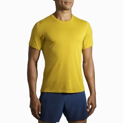 Brooks Men's Distance Short Sleeve Shirt In Golden Hour