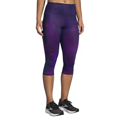 Brooks Method 1/2 Crop Tight In Matrix Navy Print In Blue