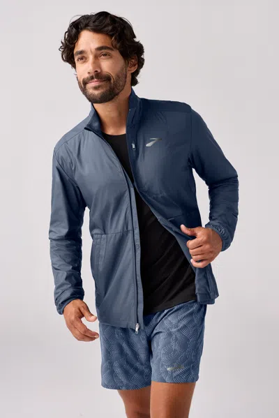 Brooks Running Men's Fusion Hybrid Jacket 2.0 In Blue
