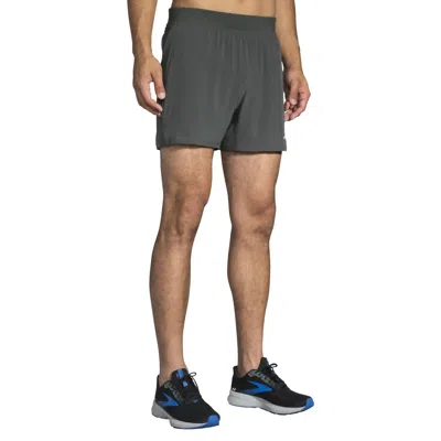 Brooks Sherpa 7" 2-in-1 Shorts In Dark Oyster In Gray