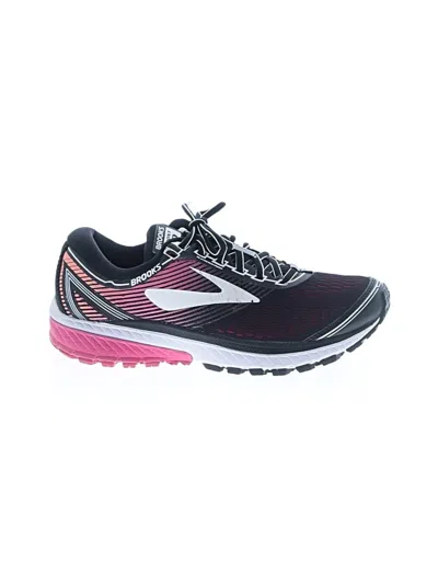 Pre-owned Brooks Sneakers In Black