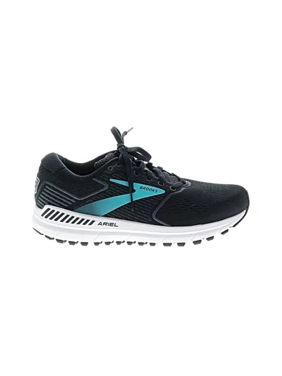 Pre-owned Brooks Sneakers In Black
