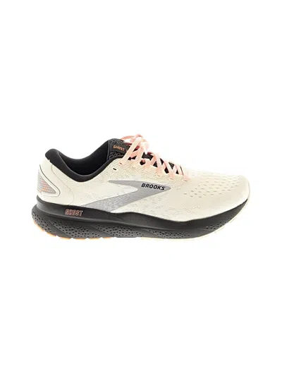 Pre-owned Brooks Sneakers In White