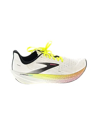 Pre-owned Brooks Sneakers In White