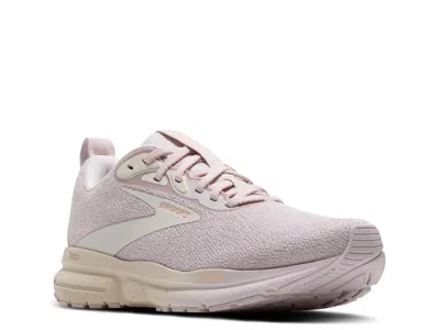 Brooks Trace 4 Running Shoe In Pink