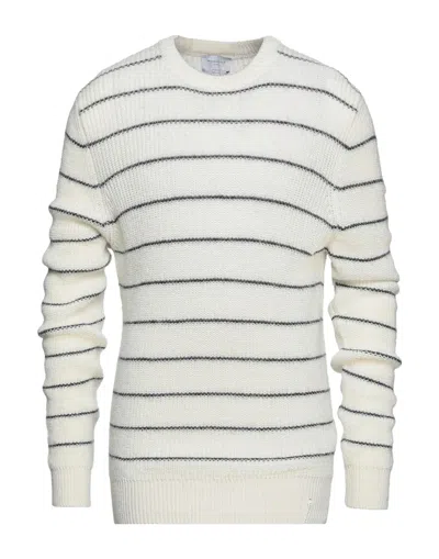 Brooksfield Sweaters In White