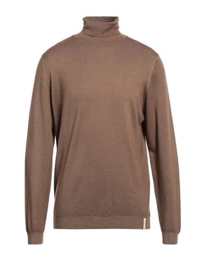 Brooksfield Man Turtleneck Brown Size 44 Virgin Wool