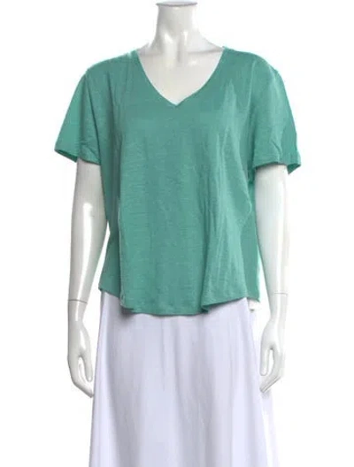 Pre-owned Brora Linen V-neck T-shirt In Green