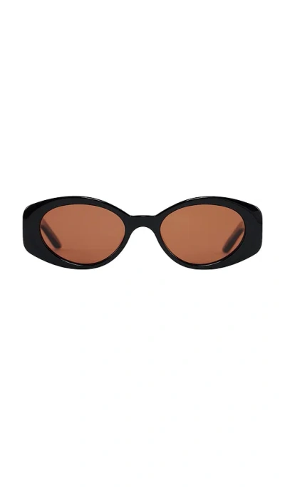 Bru Eyewear Bembridge Sunglasses In 雪松绿
