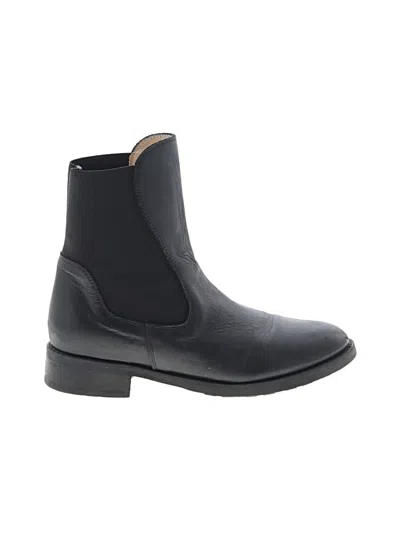 Pre-owned Bruglia Ankle Boots In Black
