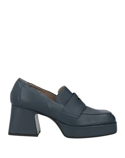 Bruglia Woman Loafers Navy Size 9 Leather