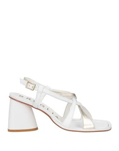 Bruglia Woman Sandals White Size 11 Soft Leather