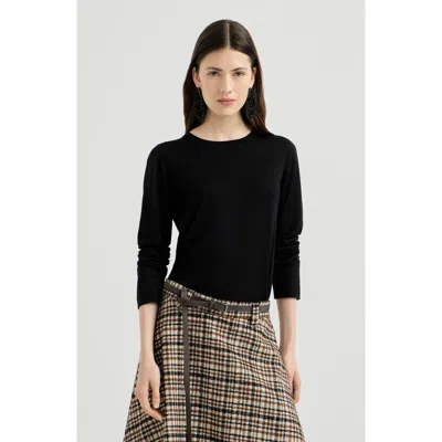 Brunello Cucinelli Cashmere And Silk Lightweight Sweater In Black