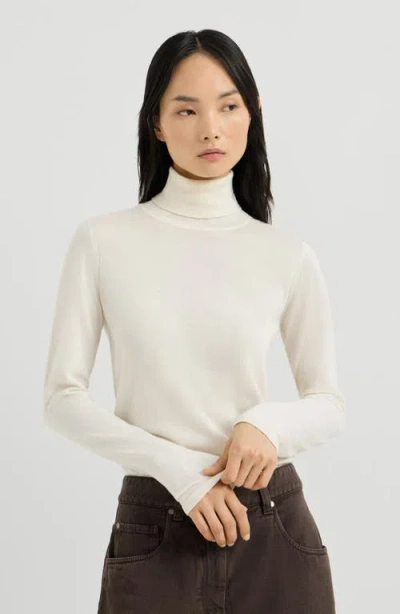 Brunello Cucinelli Cashmere And Silk Lightweight Turtleneck Sweater In White