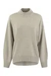 Brunello Cucinelli Elegant Cashmere Turtleneck Sweater With Shimmering Cuff Accents