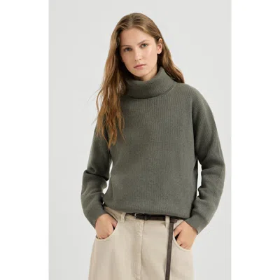 Brunello Cucinelli Cashmere English Rib Turtleneck Sweater With Monili In Green