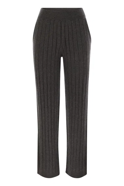 Brunello Cucinelli Cashmere Knit Trousers In Green