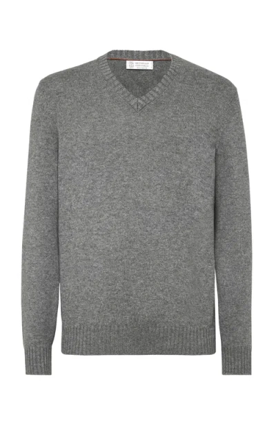 Brunello Cucinelli Cashmere V-neck Sweater In Grey