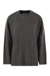 Brunello Cucinelli Luxury Cashmere V-neck Sweater With Luminous Neck Detail In Grey
