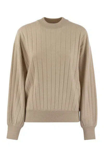 BRUNELLO CUCINELLI BRUNELLO CUCINELLI CASHMERE V-NECK SWEATER WITH NECKLACE