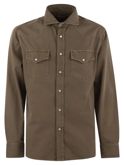 Brunello Cucinelli Easy-fit Shirt In Light Garment-dyed Denim With Press Studs, Epaulettes And Pockets In Brown