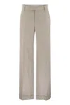 Brunello Cucinelli Flared Loose-fitting Trousers In Sparkling Linen Twill With Necklace In Neutral