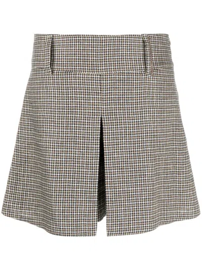 Brunello Cucinelli Houndstooth Pleated Tailored Shorts In Pattern