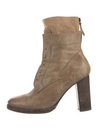 Pre-owned Brunello Cucinelli Leather Boots In Neutral
