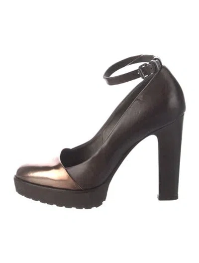 Pre-owned Brunello Cucinelli Leather Pumps In Brown