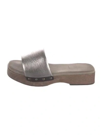 Pre-owned Brunello Cucinelli Leather Slides In Silver
