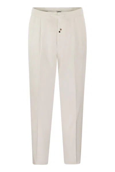 Brunello Cucinelli Leisure Fit Cotton Gabardine Trousers With Drawstring And Double Darts In White