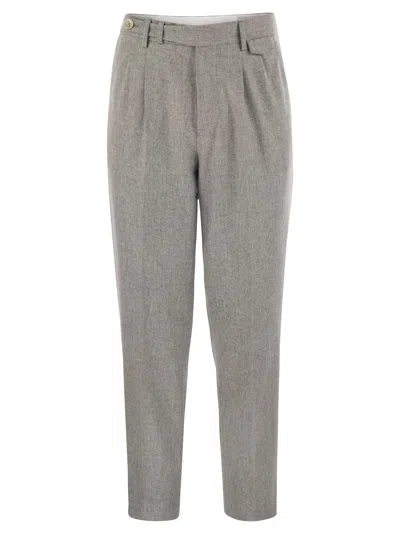 Brunello Cucinelli Leisure Fit Trousers In Virgin Wool Flannel With Double Darts In Pearl