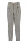 Brunello Cucinelli Men Leisure Fit Trousers In Virgin Wool Flannel With Double Darts In Pearl