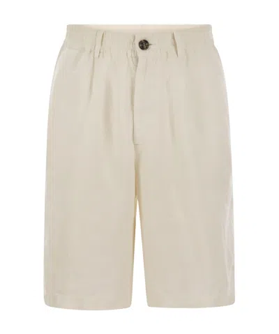 Brunello Cucinelli Classic Bermuda Shorts In Lightweight Linen Canvas In White
