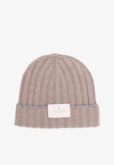 Brunello Cucinelli Logo Patch Ribbed Beanie In Sand