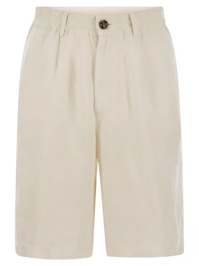 BRUNELLO CUCINELLI BRUNELLO CUCINELLI MEN BERMUDA SHORTS IN LIGHT DÉLAVÉ LINEN CANVAS