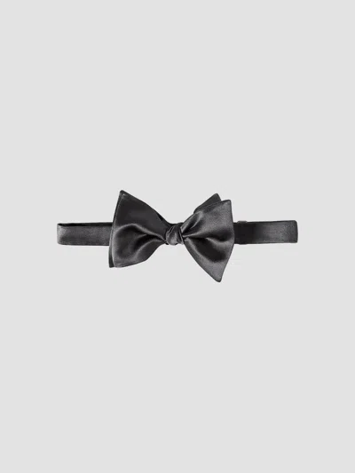 Brunello Cucinelli Men's Cotton And Silk Satin Bow Tie In Anthracite