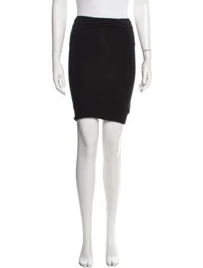 Pre-owned Brunello Cucinelli Mini Skirt In Black