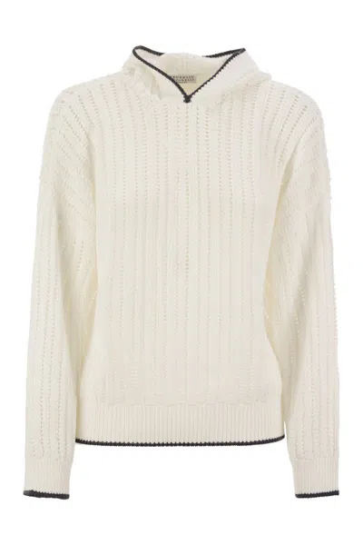 BRUNELLO CUCINELLI BRUNELLO CUCINELLI PERFORATED RIB COTTON KNIT TOPWEAR WITH HOOD AND NECKLACE