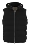 Brunello Cucinelli Men Sleeveless Down Jacket In Membraned Taffeta With Heat Tapes And Detachable Ho