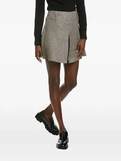 Brunello Cucinelli Plaid-pattern Shorts In Neutral