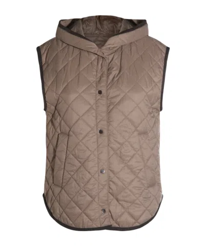 Brunello Cucinelli Modern Sleeveless Hooded Quilted Jacket In Brown