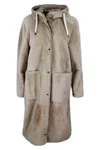 BRUNELLO CUCINELLI BRUNELLO CUCINELLI REVERSIBLE COAT IN SOFT SHEARLING WITH HOOD