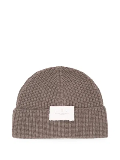 Brunello Cucinelli Cashmere English Rib Knit Beanie In Brown