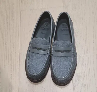 Brunello Cucinelli Round-toe Flat Shoes In Gray