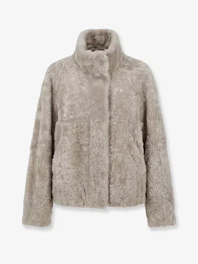 Brunello Cucinelli Short Sheepskin Coat In Beige