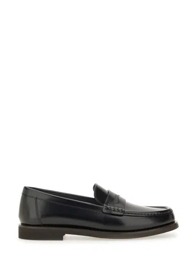 Brunello Cucinelli Smooth Leather Loafer In Black