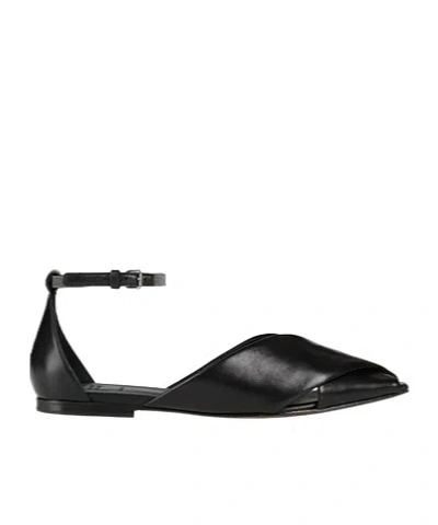 Brunello Cucinelli Solid-colored Leather Sandals In Black
