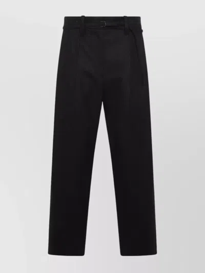 Brunello Cucinelli Straight Leg Trousers With Back Pockets And Belt Loops In Black