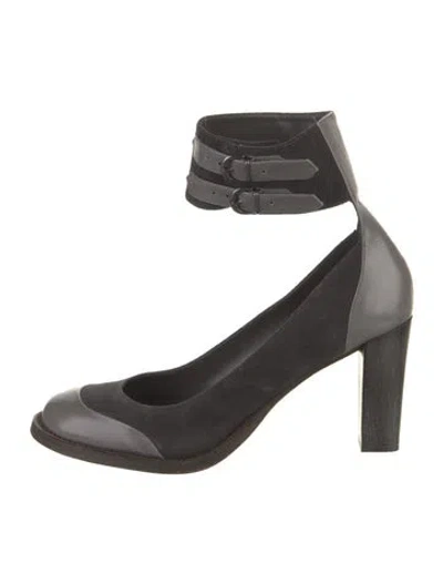 Pre-owned Brunello Cucinelli Suede Pumps In Brown